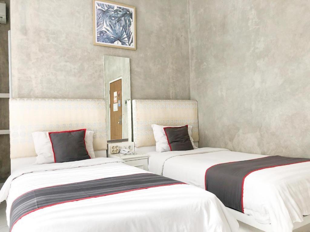 Hotel Collection O 31 The Batik Bed And Coffee Bandung Esterno foto