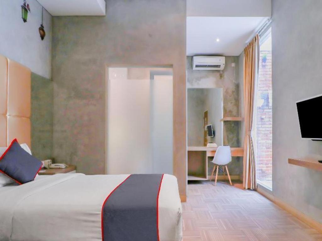 Hotel Collection O 31 The Batik Bed And Coffee Bandung Esterno foto