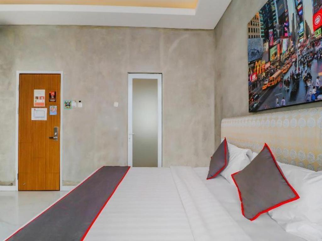 Hotel Collection O 31 The Batik Bed And Coffee Bandung Esterno foto